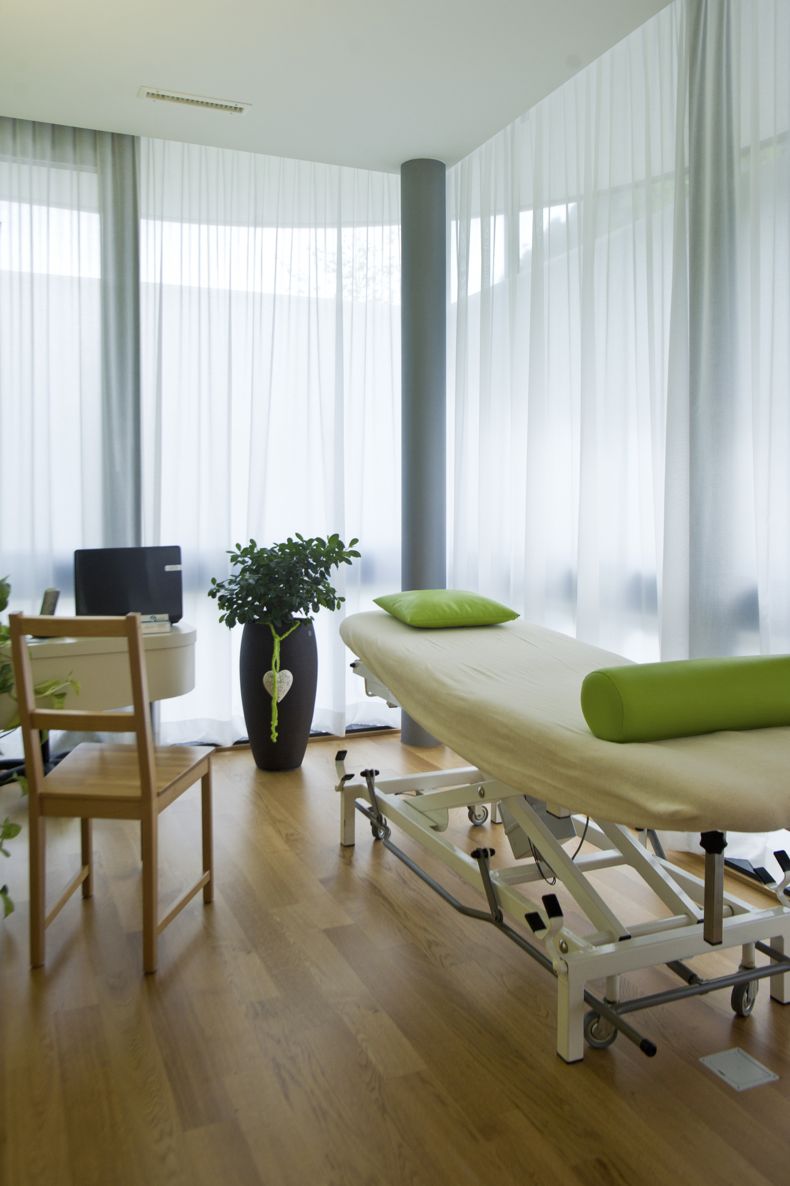 Physiotherapeutische Behandlung in der Praxis